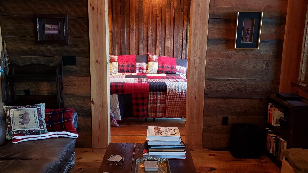 Photo of Bedroom in Marshall