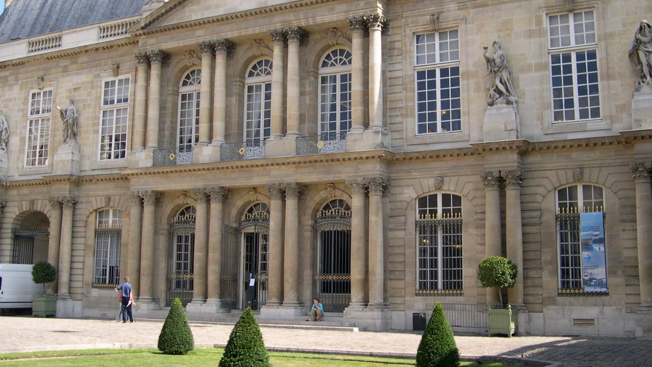 Photo of Others in Archives