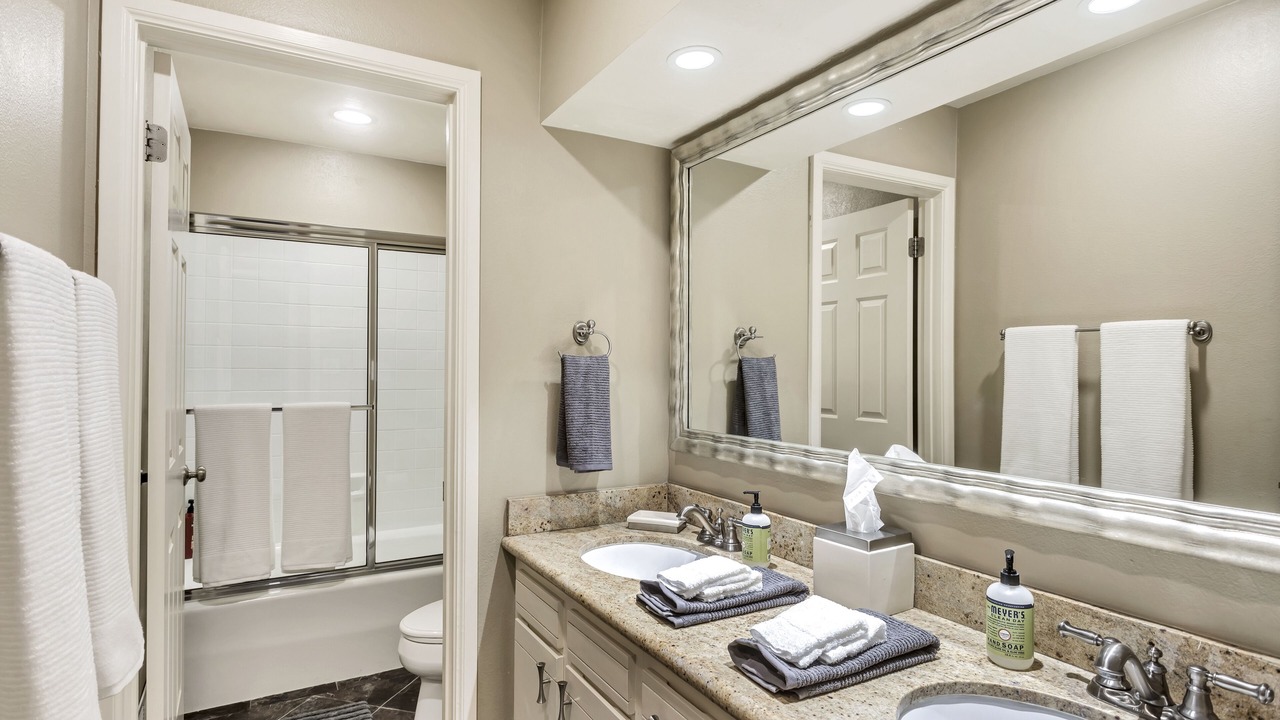 Photo of Bathroom in Cottonwood Heights