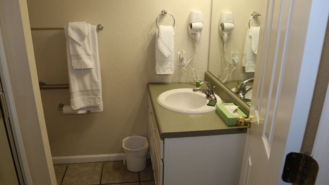 Photo of Bathroom in Branson