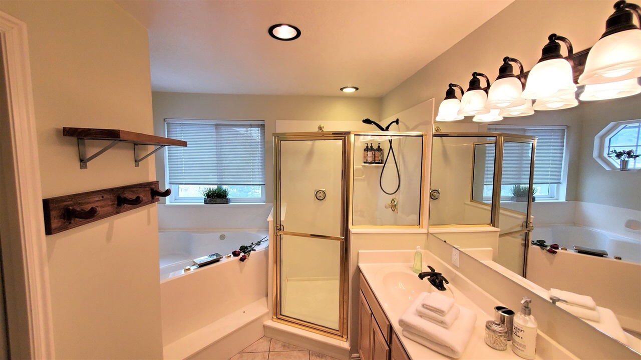 Photo of Bedroom in Wolf Creek