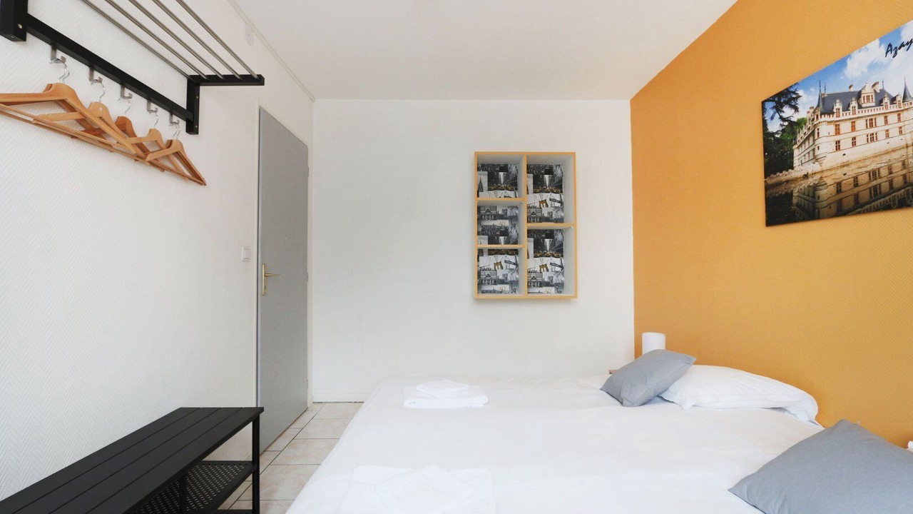 Photo of Bedroom in Saint-Cyr-sur-Loire