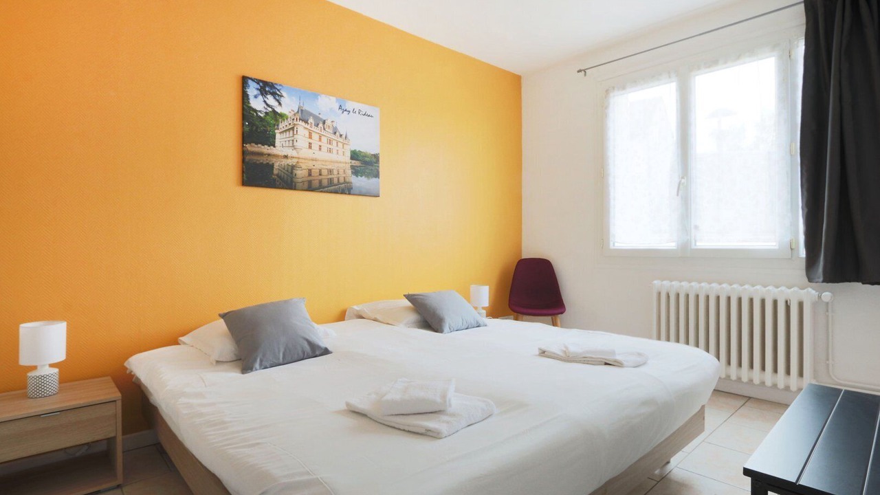 Photo of Bedroom in Saint-Cyr-sur-Loire