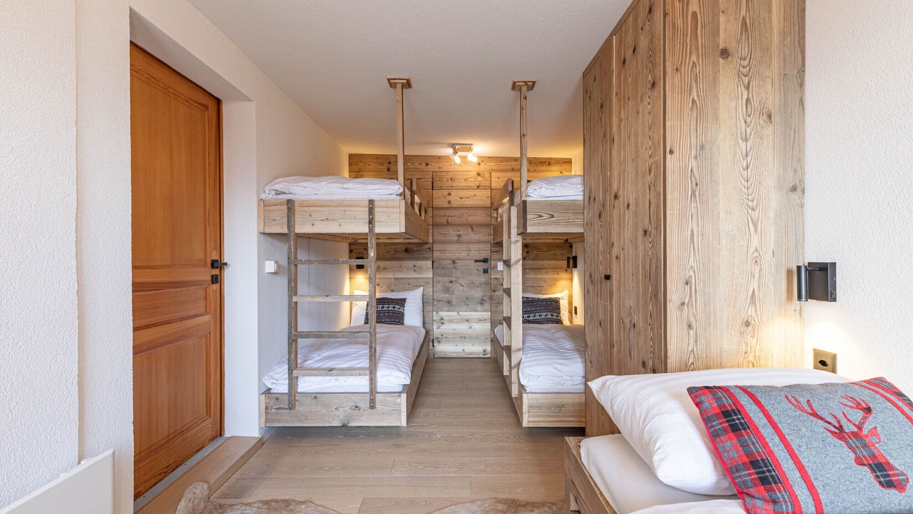 Photo of Bedroom in Vex