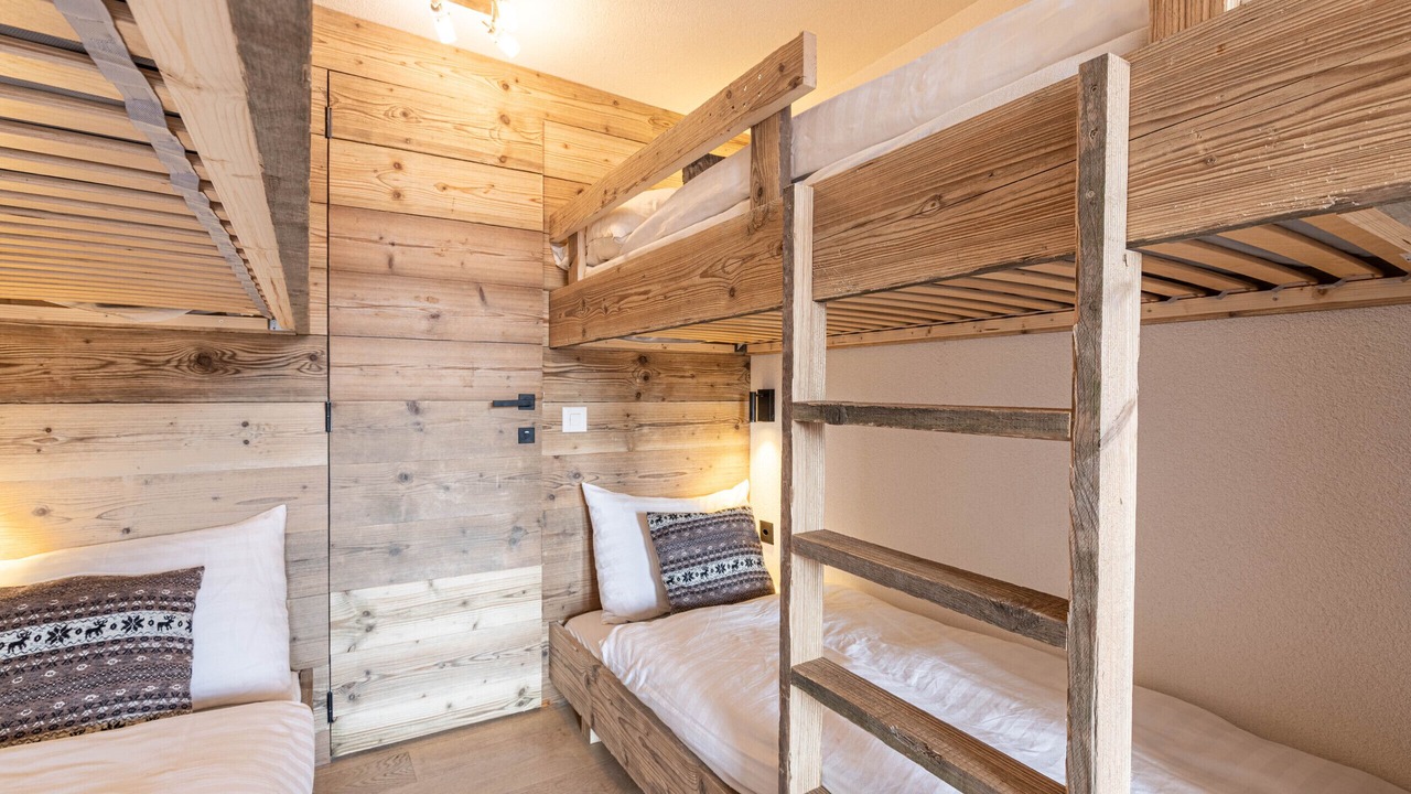 Photo of Bedroom in Vex