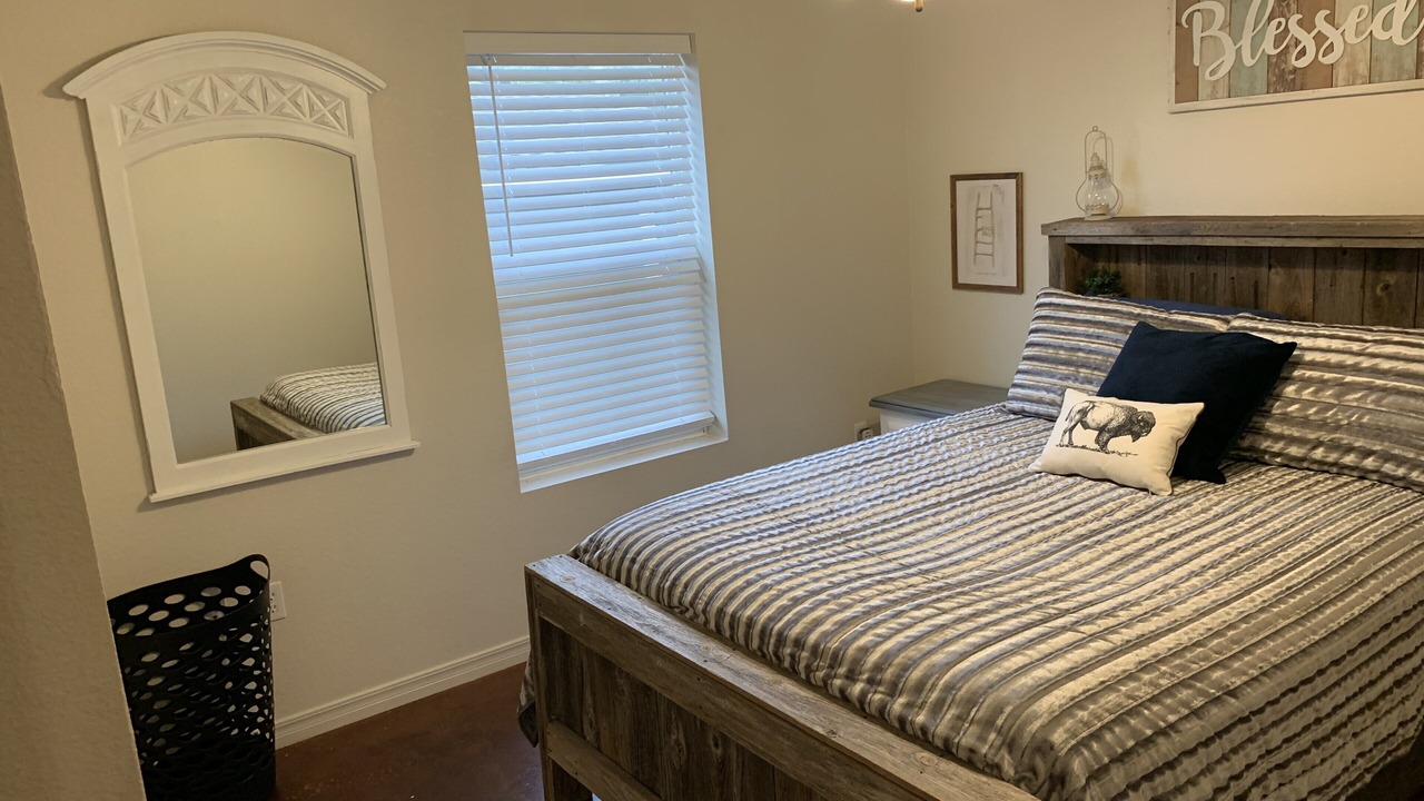 Photo of Bedroom in Canyon