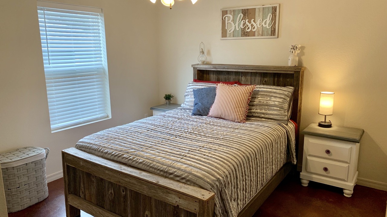 Photo of Bedroom in Canyon