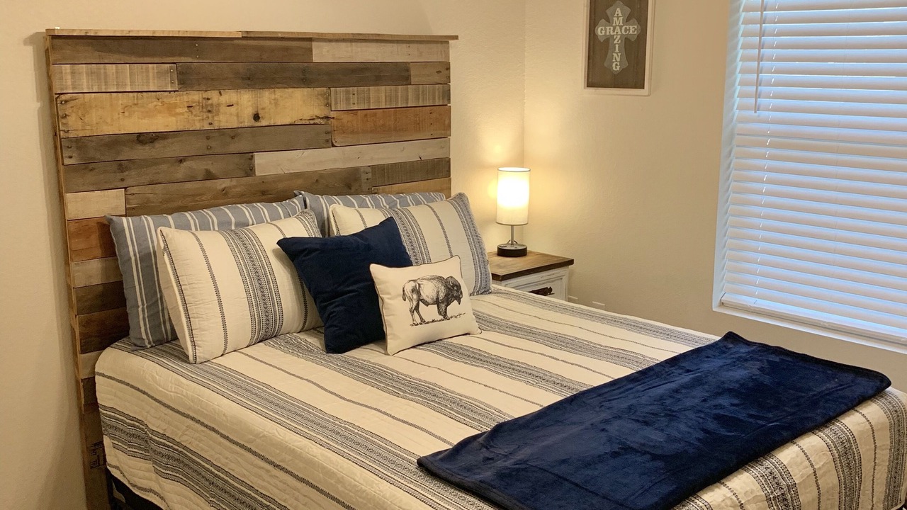 Photo of Bedroom in Canyon