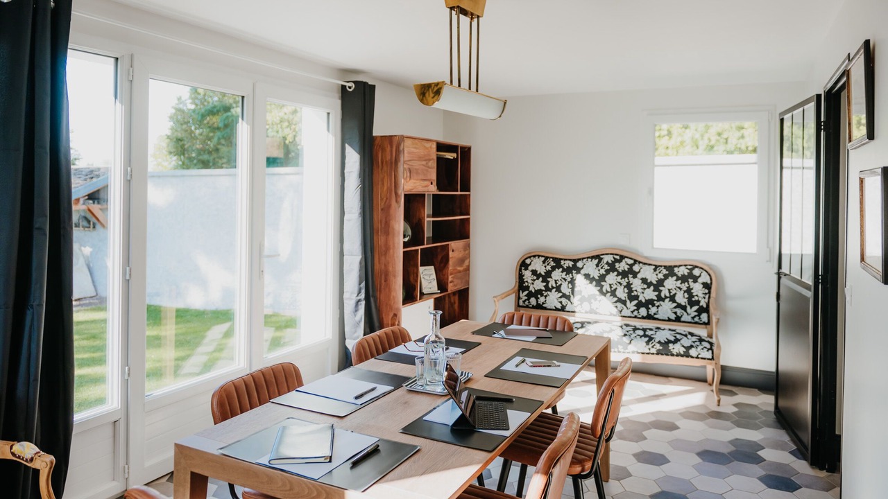 Photo of Others in Gap