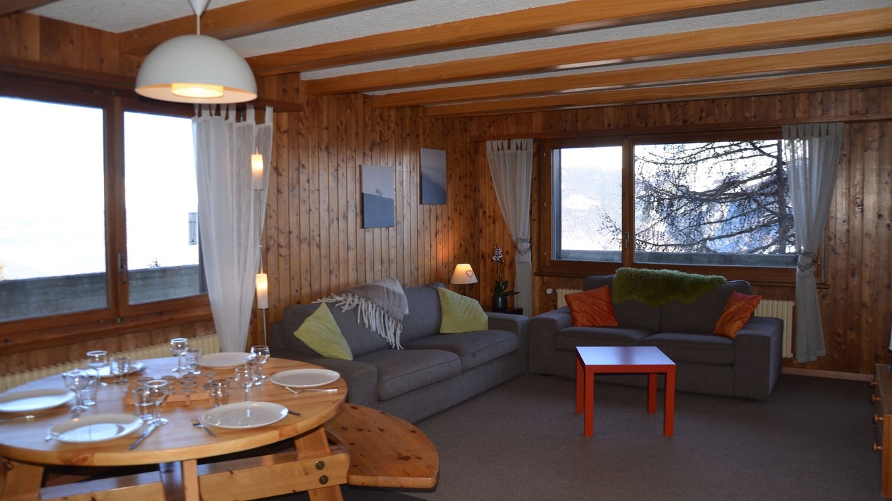 Photo of Livingroom in Vex