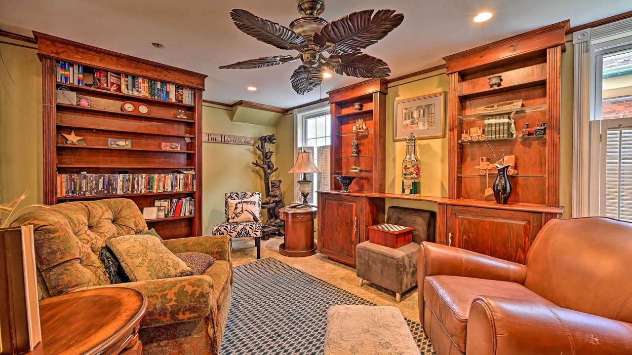 Photo of Livingroom in Plattsburgh