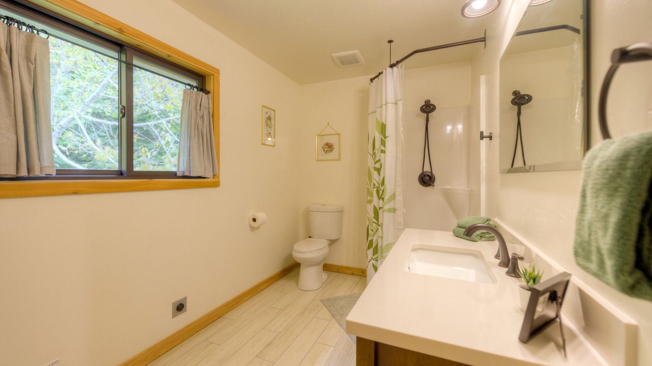 Photo of Bathroom in Astoria