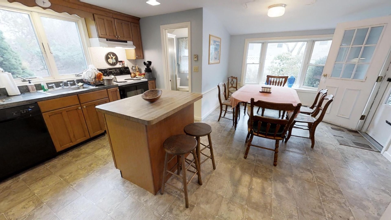 Photo of Others in East Dennis