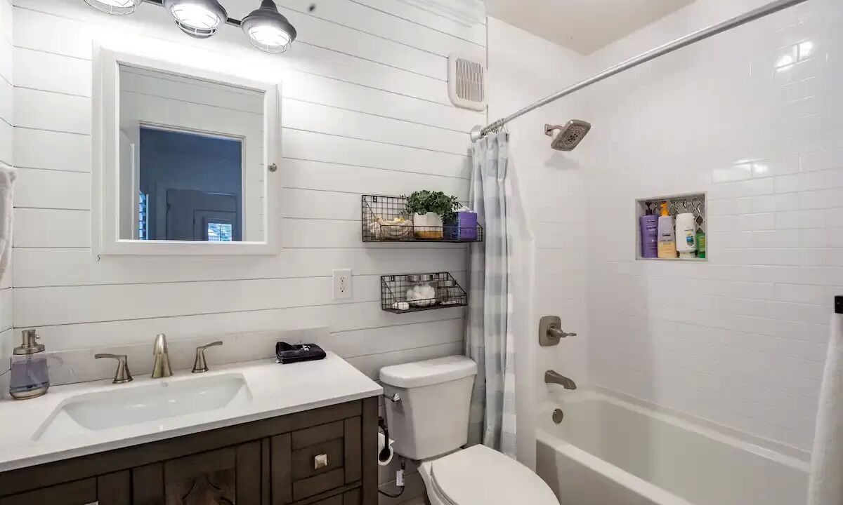 Photo of Bathroom in Pedernales Bend
