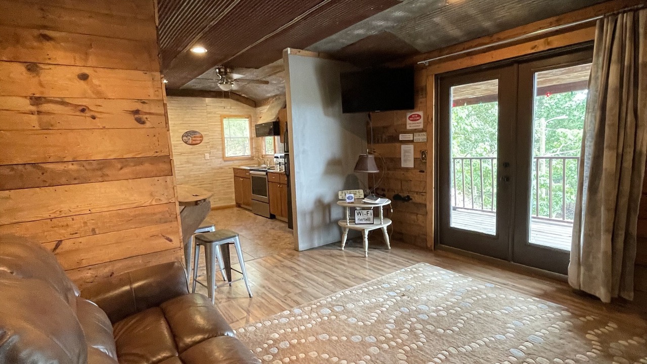 Photo of Livingroom in Cherokee