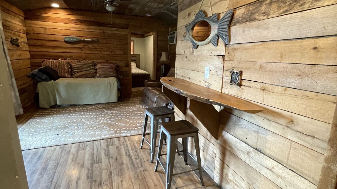 Photo of Bedroom in Cherokee