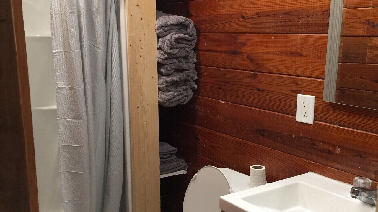 Photo of Bathroom in Cherokee