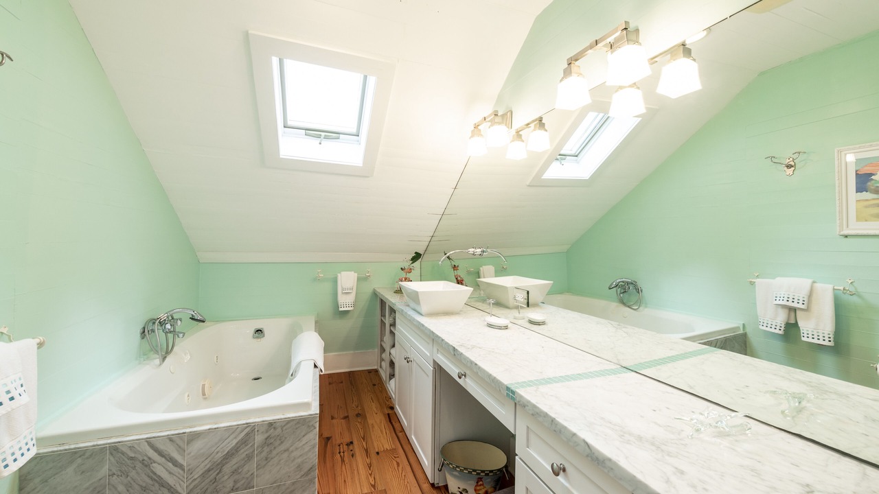 Photo of Bathroom in The Meadows