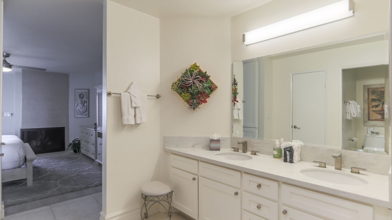 Photo of Bathroom in Solana Beach