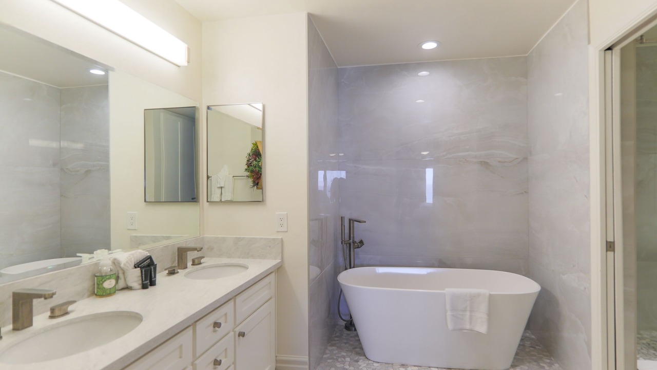 Photo of Bathroom in Solana Beach