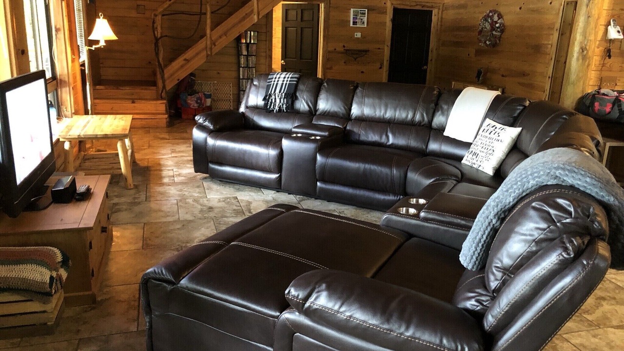 Photo of Livingroom in Doniphan