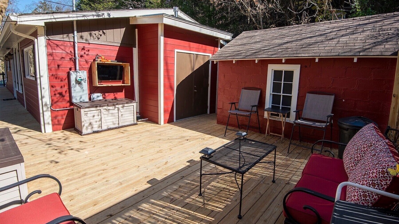 Photo of Patio Balcony in Eureka Springs Historic District