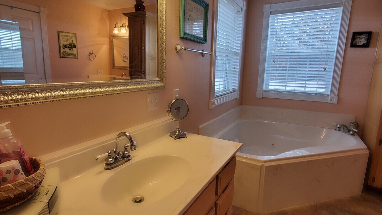 Photo of Bathroom in Yellville