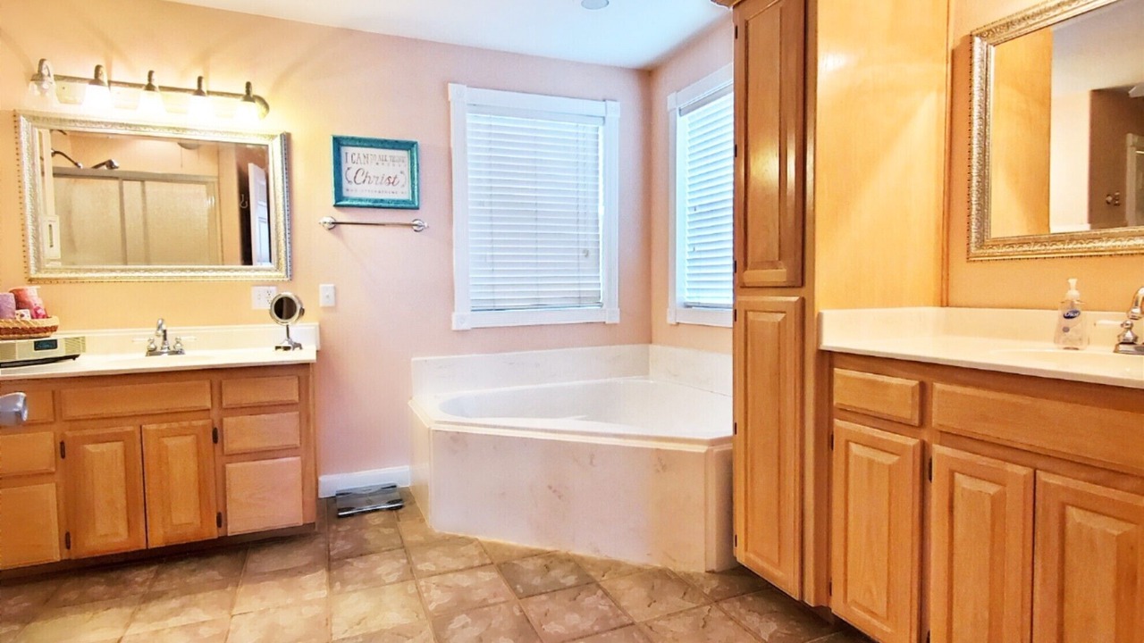 Photo of Bathroom in Yellville
