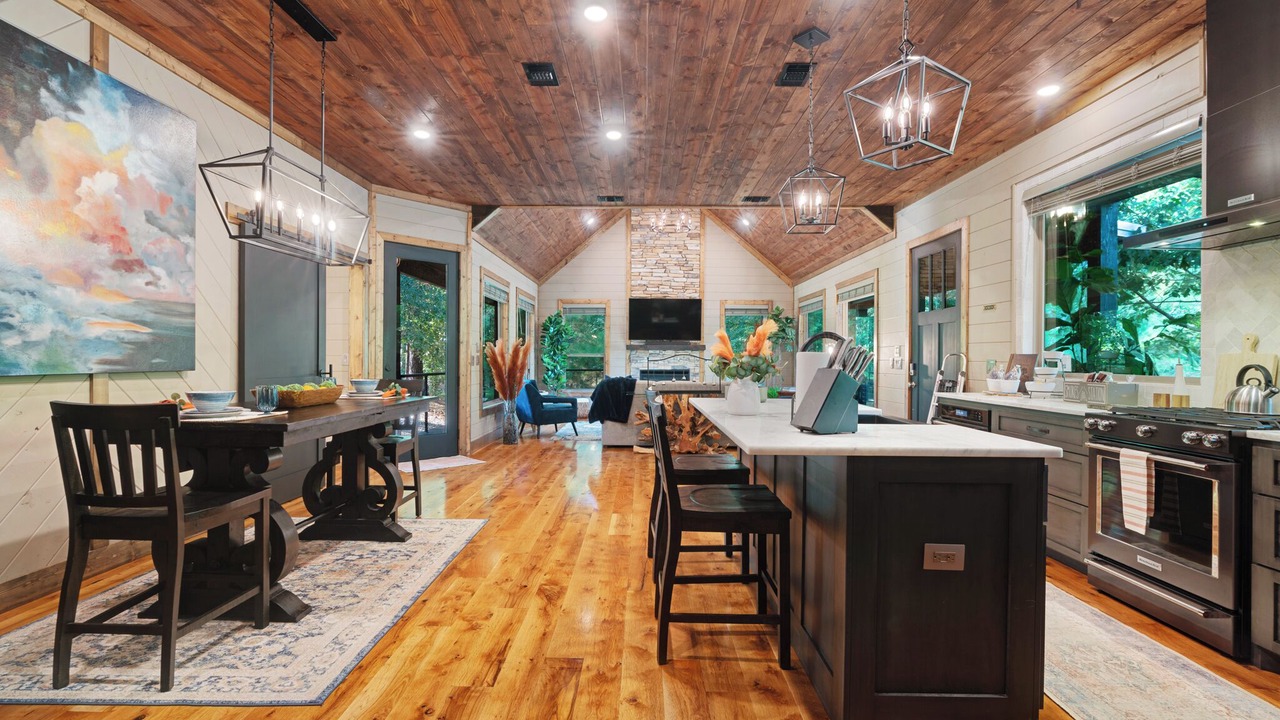 Photo of Kitchen in Hochatown