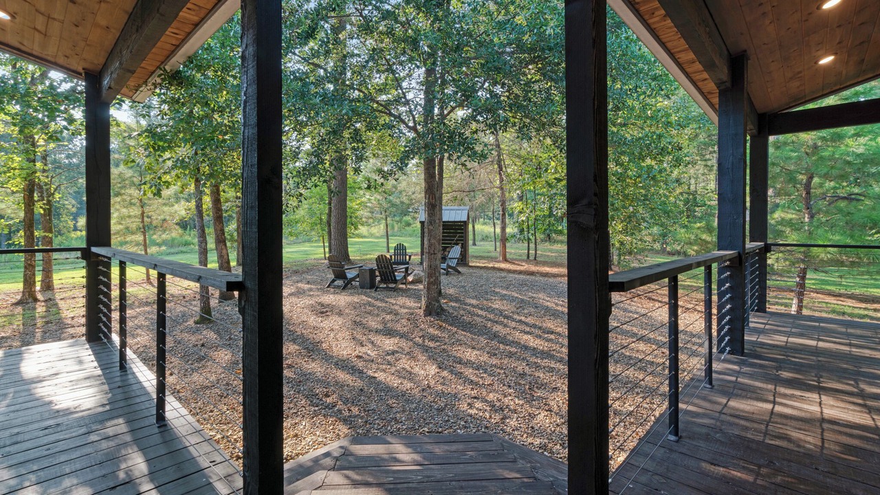 Photo of Patio Balcony in Hochatown