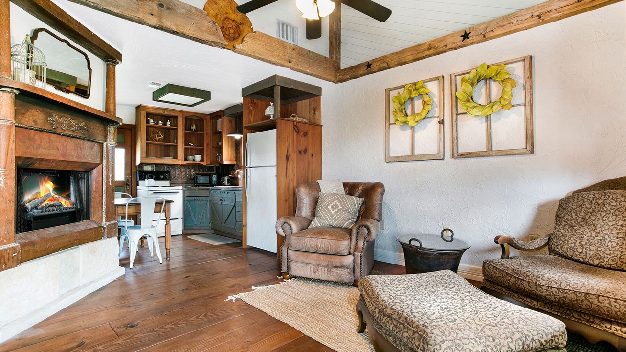 Photo of Livingroom in Fredericksburg