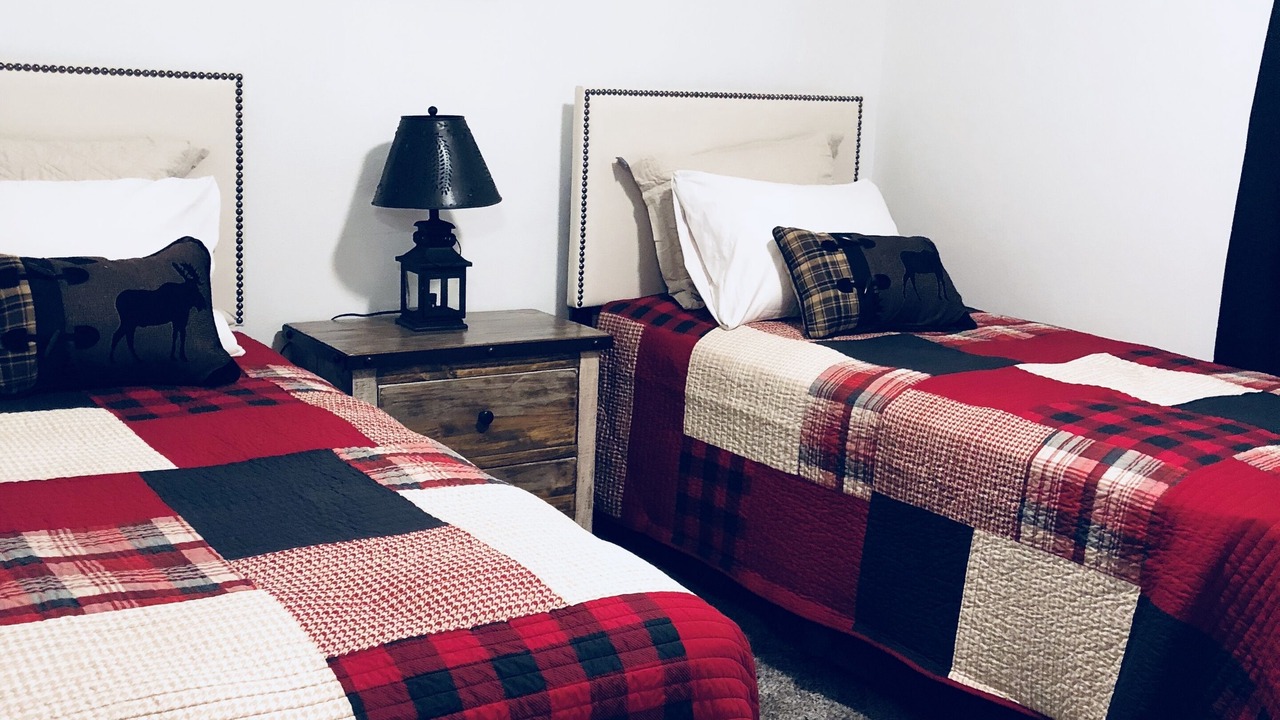 Photo of Bedroom in Loon Lake