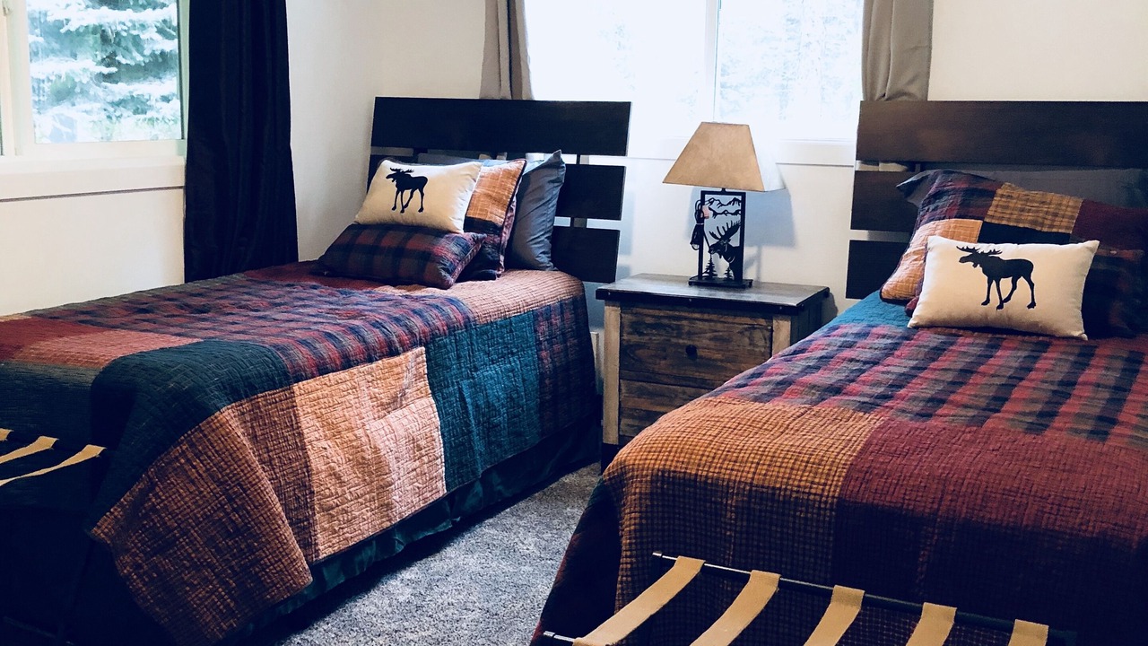 Photo of Bedroom in Loon Lake