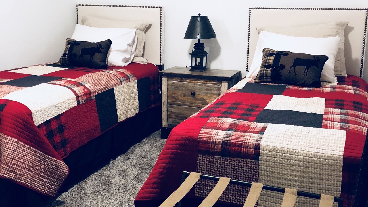 Photo of Bedroom in Loon Lake