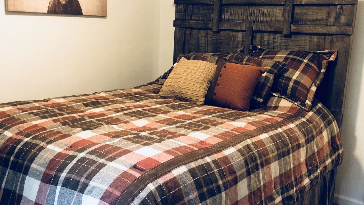 Photo of Bedroom in Loon Lake