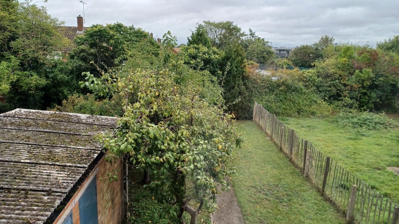 Photo of Others in East Dunstable