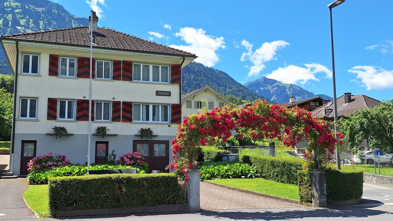 Photo of Outdoor in Boenigen