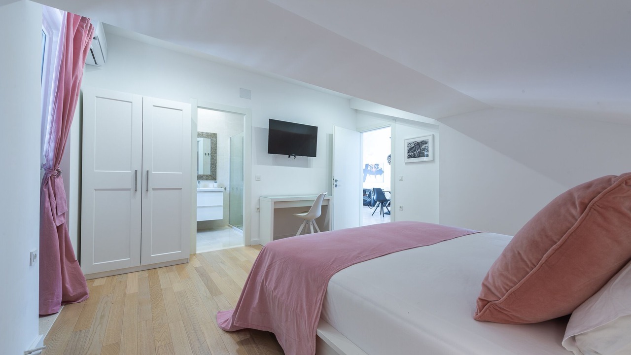 Photo of Bedroom in Gornji Kono