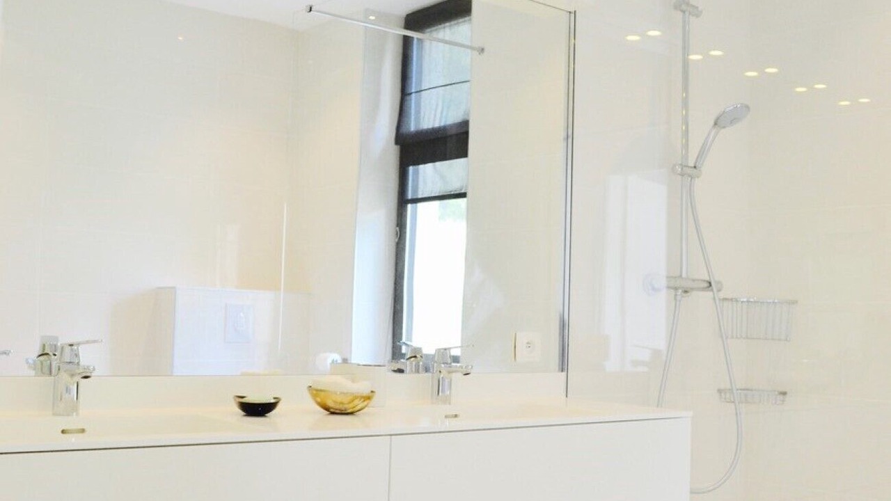 Photo of Bathroom in Gardegan-et-Tourtirac