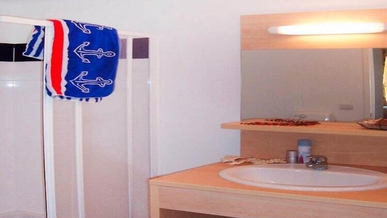 Photo of Bathroom in Cassen