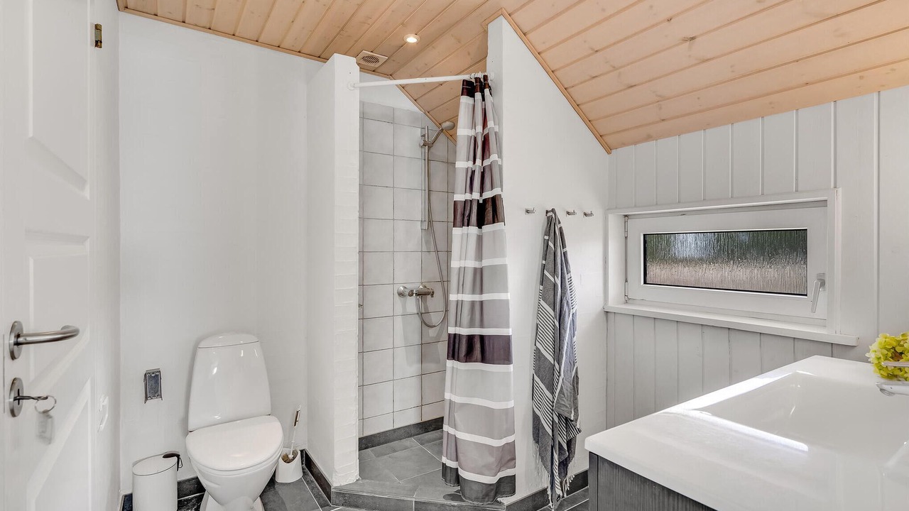 Photo of Bathroom in Sønderho