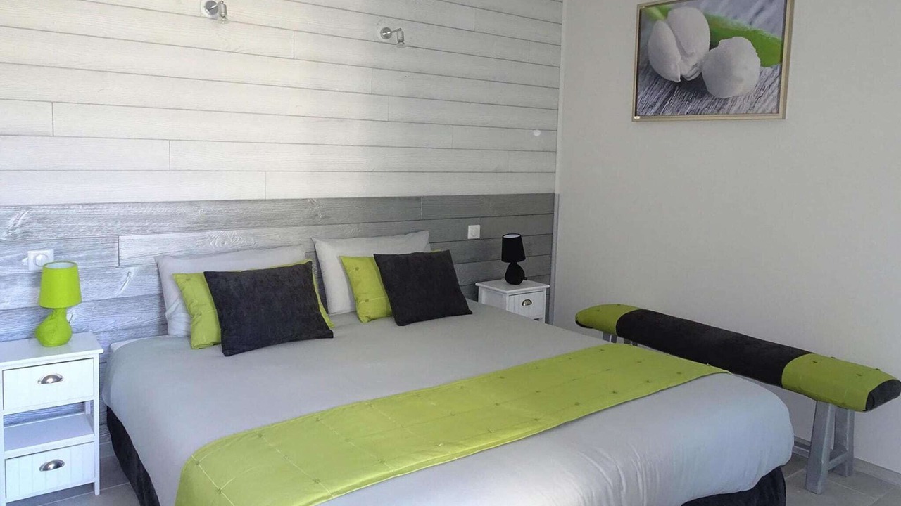 Photo of Others in Saint-Martin-aux-Buneaux