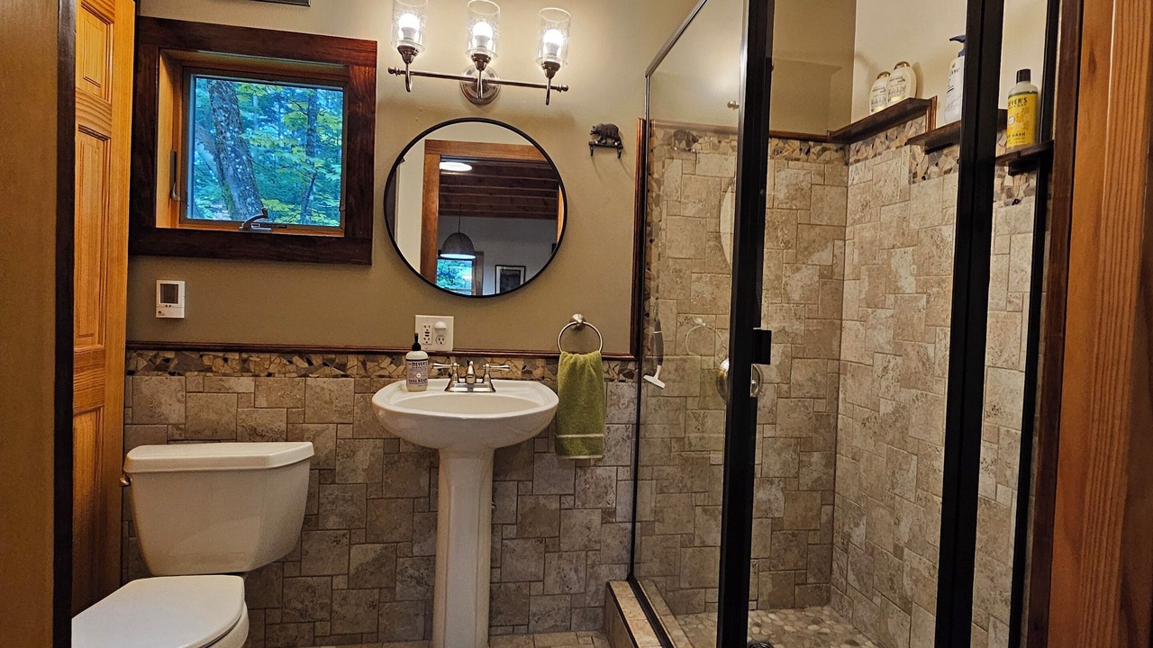 Photo of Bathroom in Newark