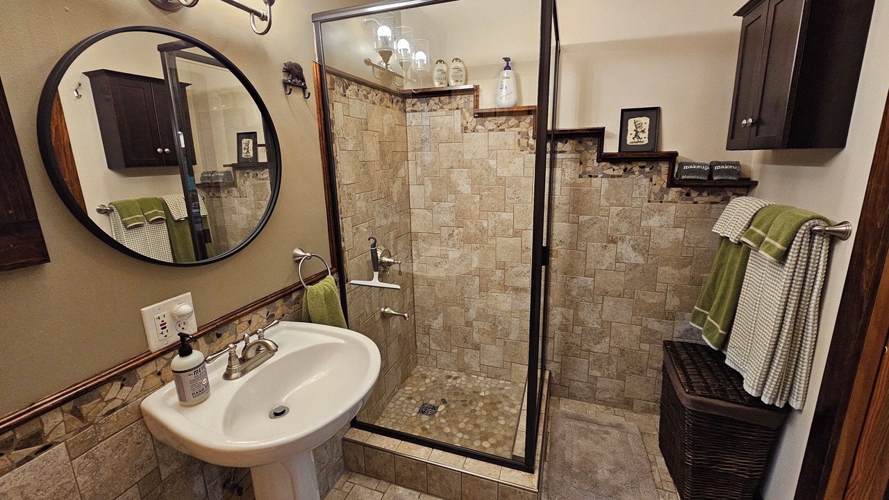 Photo of Bathroom in Newark