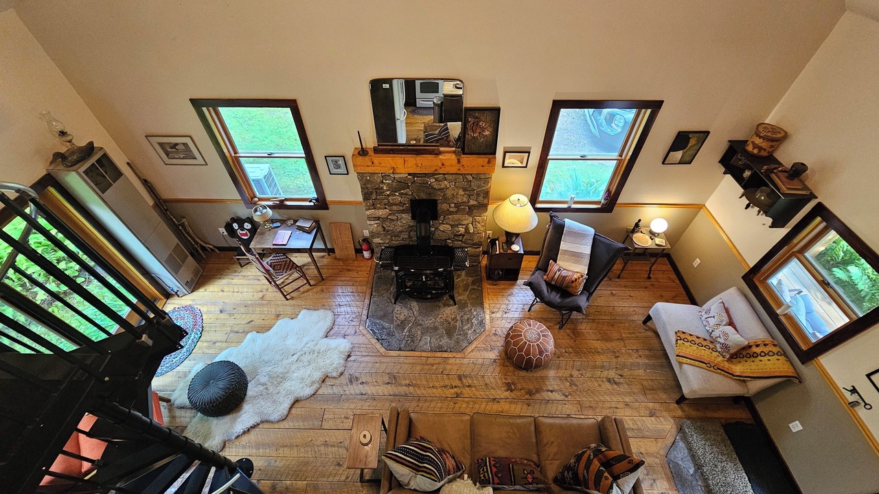 Photo of Livingroom in Newark