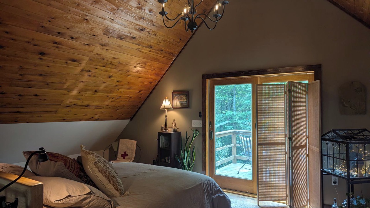 Photo of Bedroom in Newark