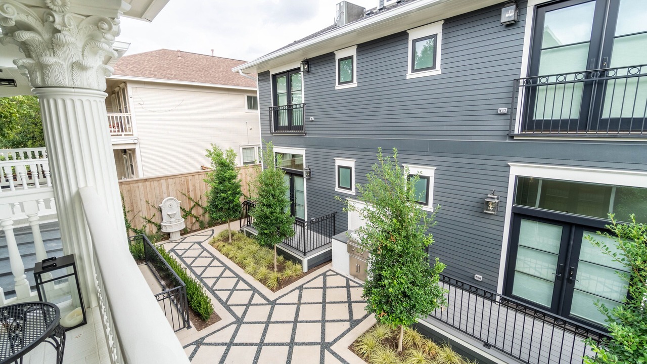 Photo of Patio Balcony in Kessler