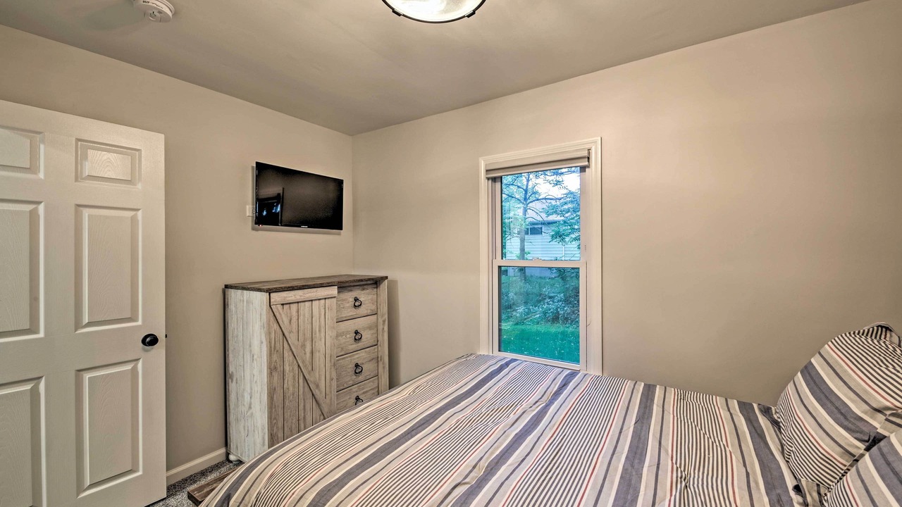 Photo of Bedroom in Twin Lakes