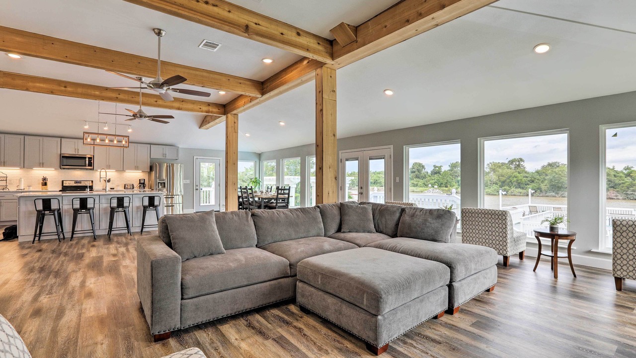 Photo of Livingroom in Barrett