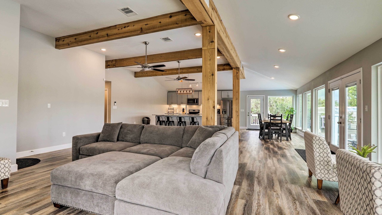 Photo of Livingroom in Barrett